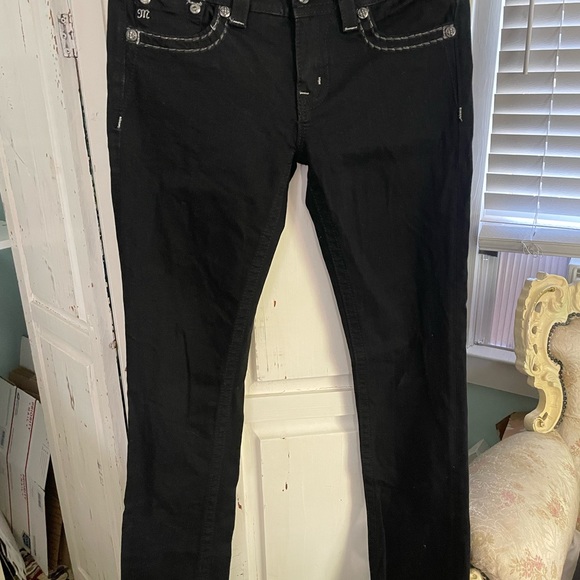 SOLD - Picture 4 of 4